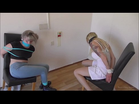 ❤️ Giyohvand / bog'langan va gagged / qayg'u ichida qiz ❤ seks uz.xxxdl.ru ❌️❤
